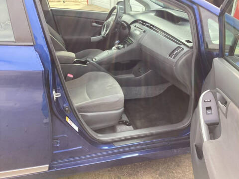 2011 Toyota Prius Two