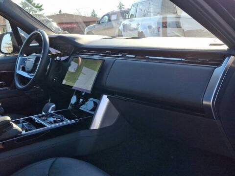 2023 Land Rover Range Rover P530 SE