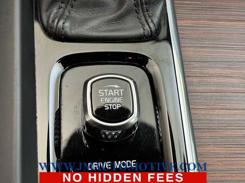 2019 Volvo XC60 T5 Inscription