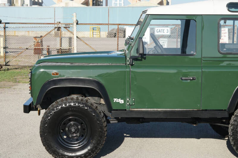 2000 Land Rover Defender