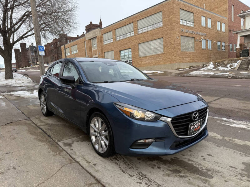 2017 Mazda MAZDA3 Touring