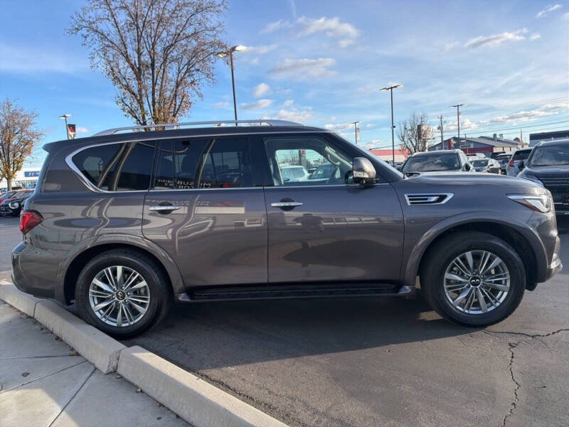2024 Infiniti QX80 Luxe