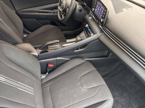 2022 Hyundai Elantra