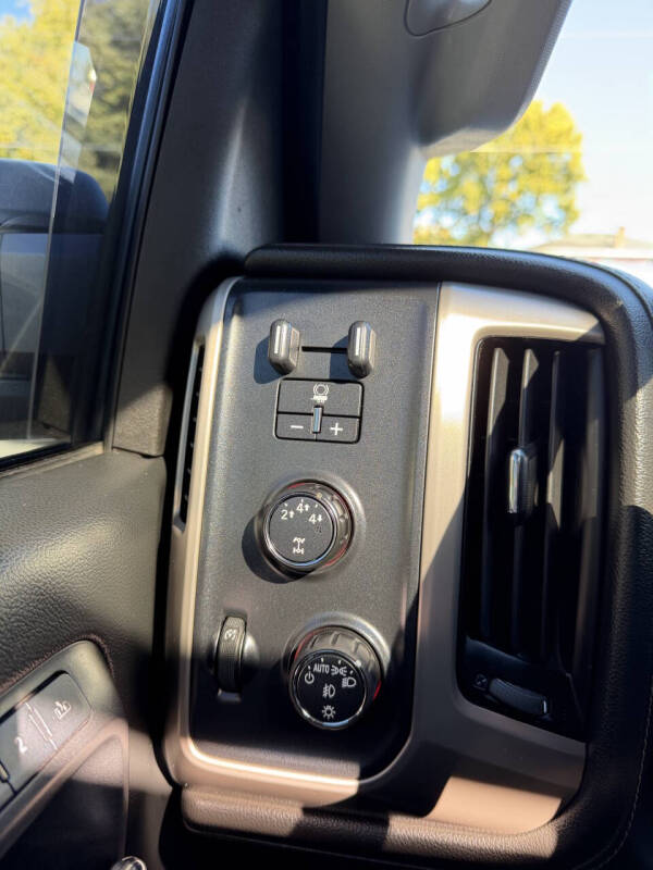 2016 GMC Sierra 3500HD Denali