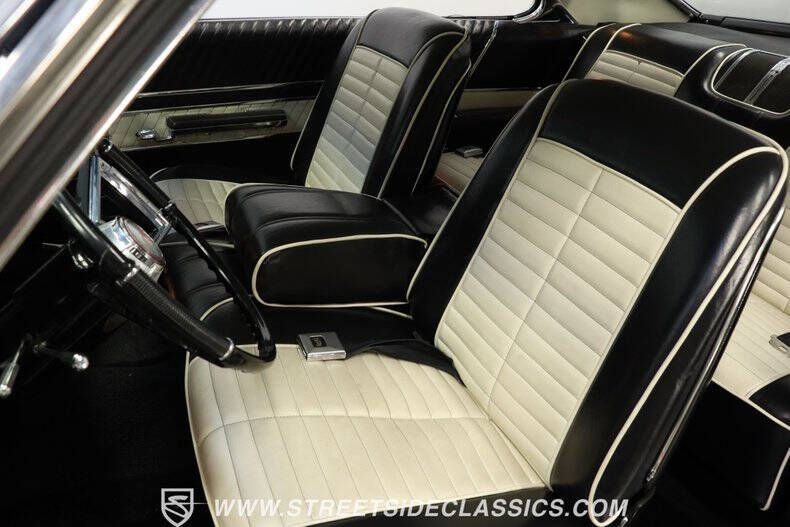 1966 Oldsmobile Starfire