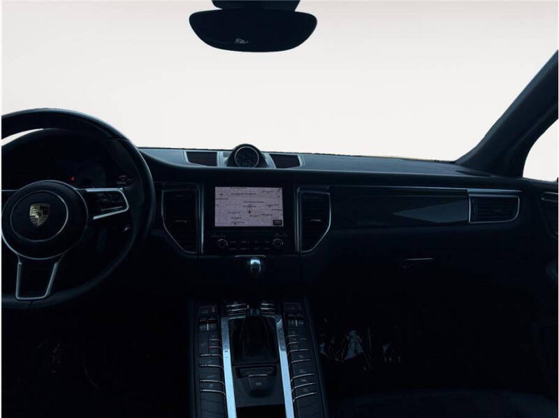 2017 Porsche Macan S