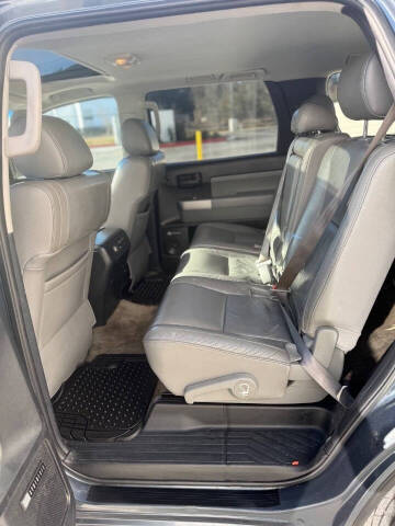 2008 Toyota Sequoia SR5