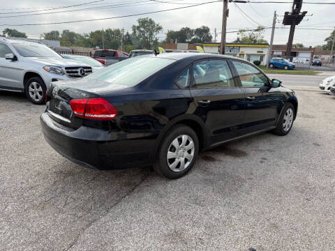 2014 Volkswagen Passat 1.8T S PZEV