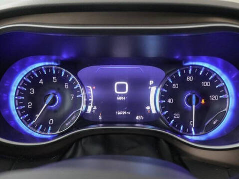 2017 Chrysler Pacifica Touring-L Plus