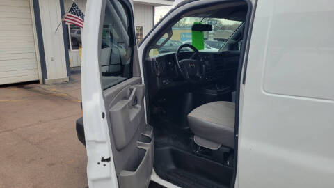 2020 Chevrolet Express 2500