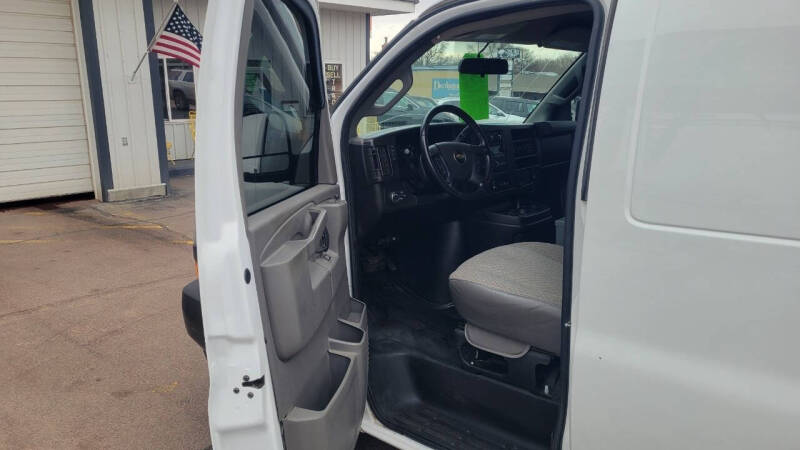 2020 Chevrolet Express 2500