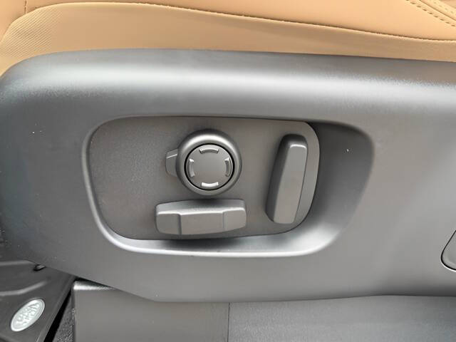 2026 Land Rover Discovery