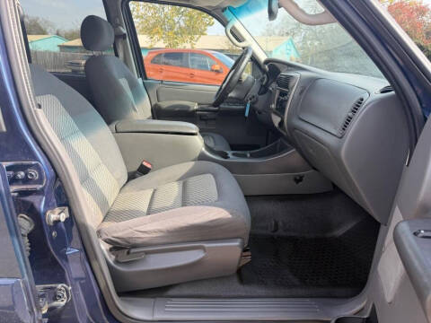 2005 Ford Explorer Sport Trac XLT