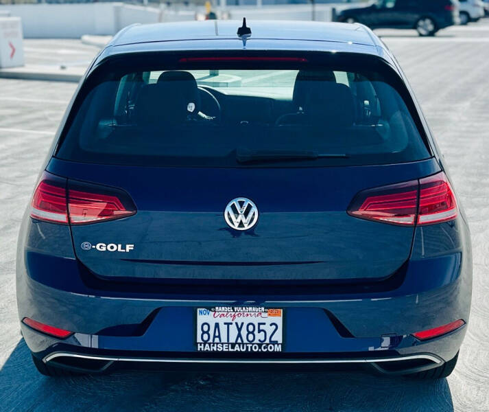 2017 Volkswagen e-Golf SE