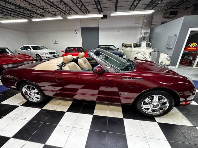 2004 Ford Thunderbird Deluxe