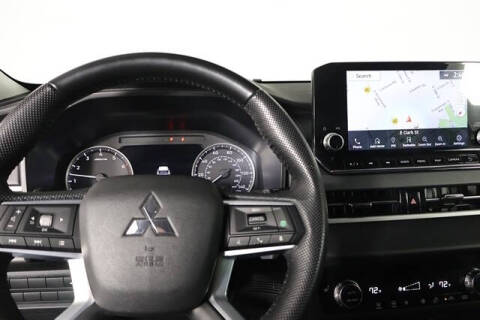 2023 Mitsubishi Outlander SE