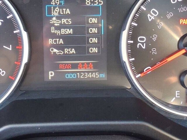 2020 Toyota RAV4 XLE