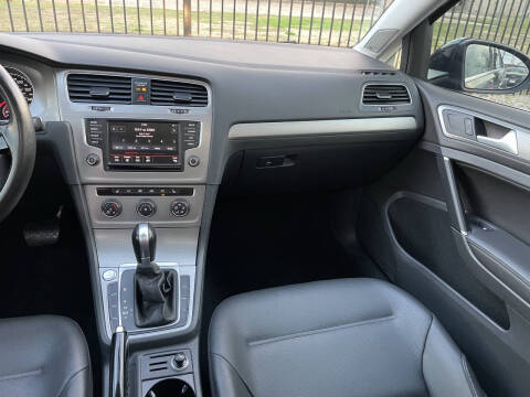 2016 Volkswagen Golf SportWagen TSI SE
