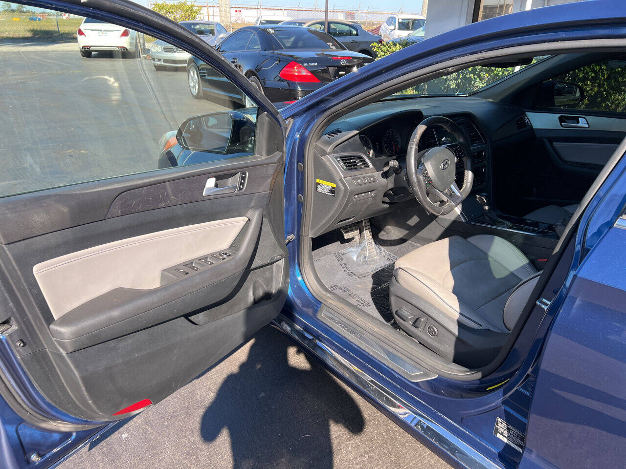 2015 Hyundai Sonata  - $14,900