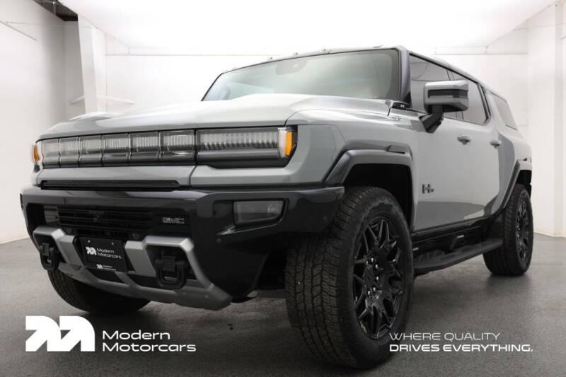 2025 GMC HUMMER EV 2X's photo