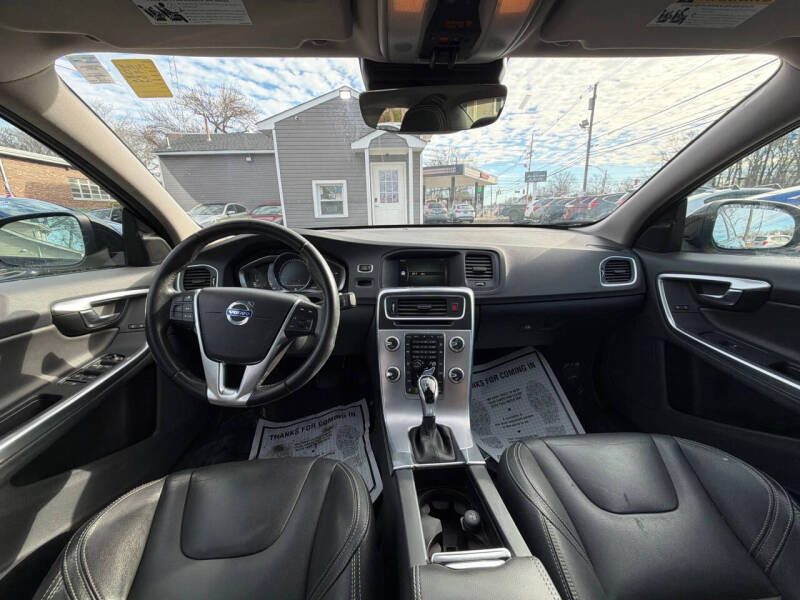 2017 Volvo S60 T5 Dynamic