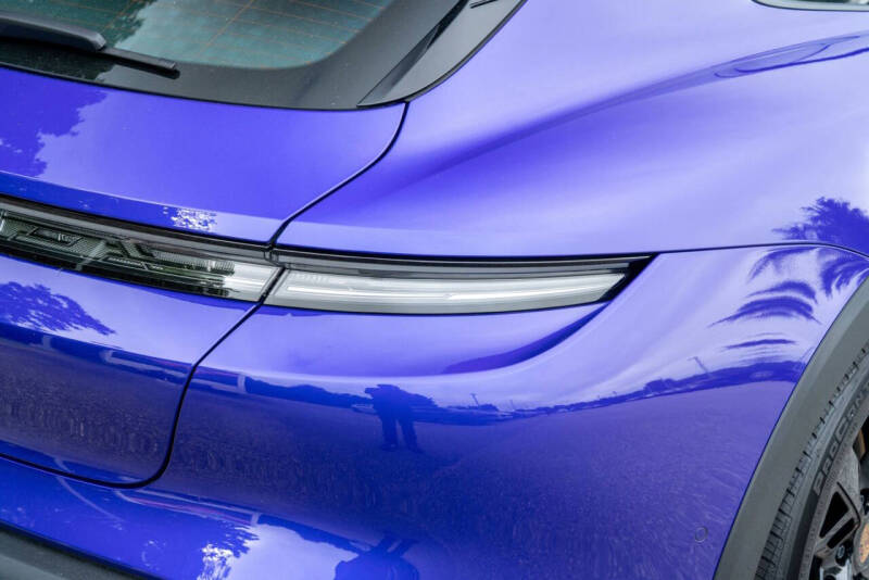 2025 Porsche Taycan 4 Cross Turismo