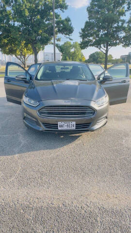 2016 Ford Fusion SE