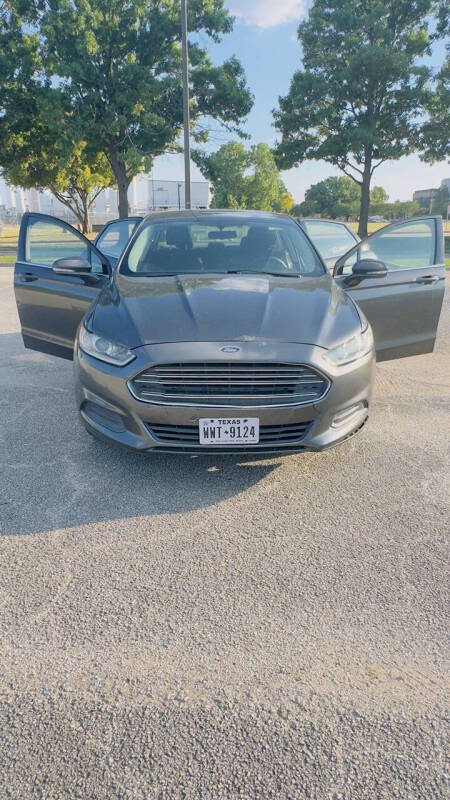 2016 Ford Fusion SE