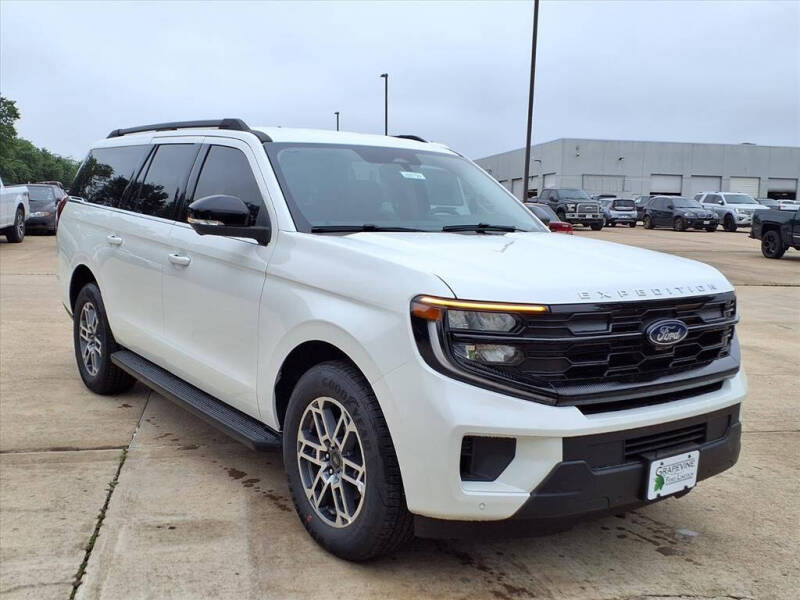 2026 Ford Expedition MAX Active