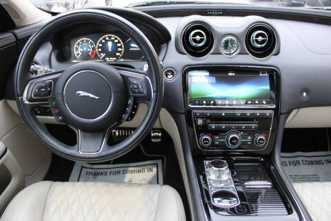 2019 Jaguar XJL Portfolio