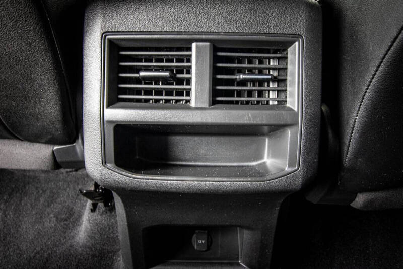 2023 Volkswagen Atlas Cross Sport SE