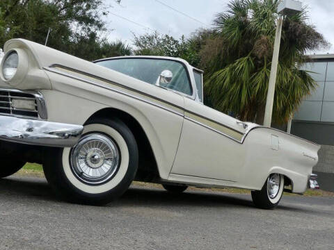 1957 Ford Fairlane