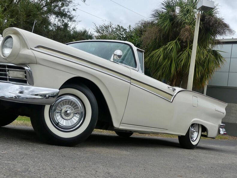 1957 Ford Fairlane