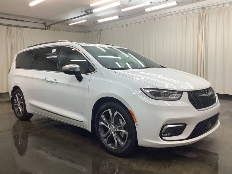 2026 Chrysler Pacifica Pinnacle