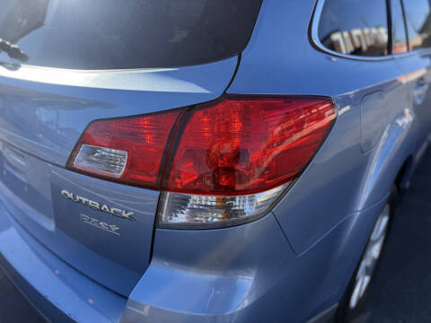 2012 Subaru Outback 2.5i Limited