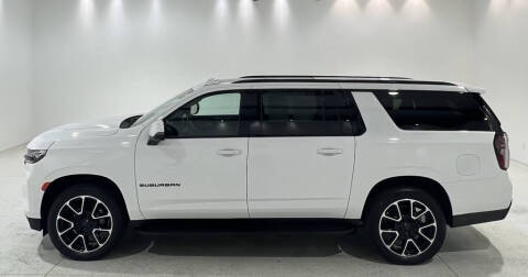 2023 Chevrolet Suburban RST