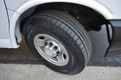 2017 Chevrolet Express 2500