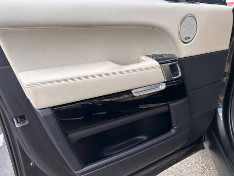 2017 Land Rover Range Rover HSE