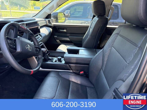 2024 Toyota Sequoia SR5