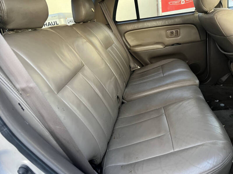 1999 Toyota 4Runner SR5