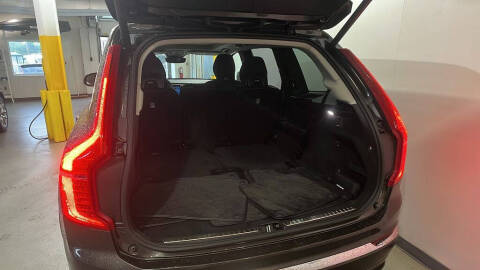 2025 Volvo XC90 B5 Plus Bright Theme