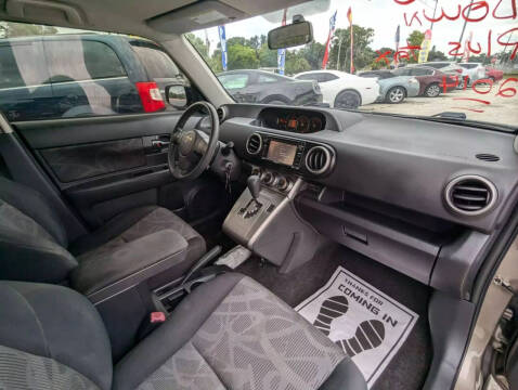 2014 Scion xB