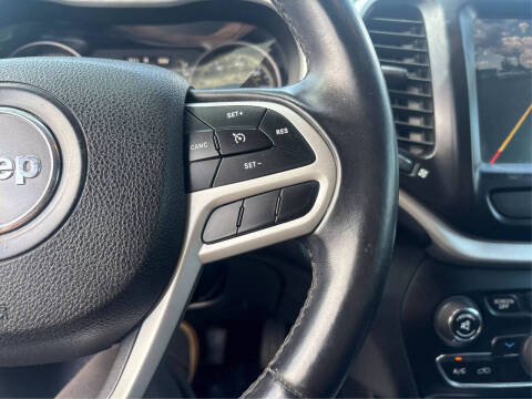 2018 Jeep Cherokee Latitude Plus