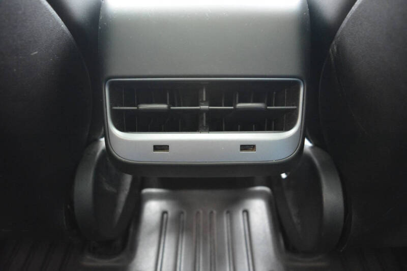 2019 Tesla Model 3 Mid Range