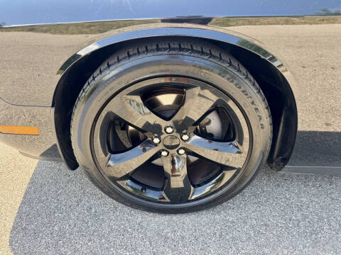 2013 Dodge Challenger R/T Plus