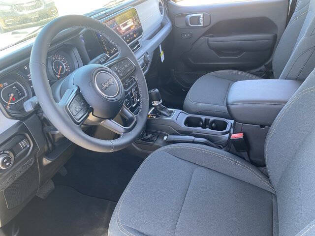 2025 Jeep Gladiator Sport S