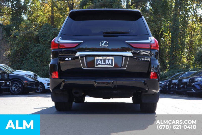 2020 Lexus LX 570 Two-Row