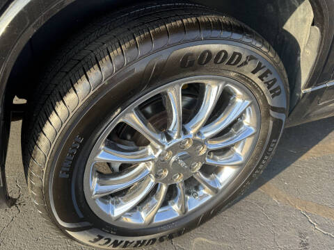 2011 GMC Acadia Denali