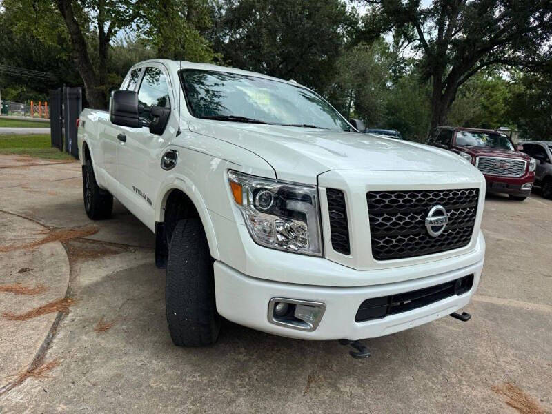 2017 Nissan Titan PRO-4X