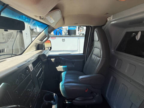2020 Chevrolet Express 2500